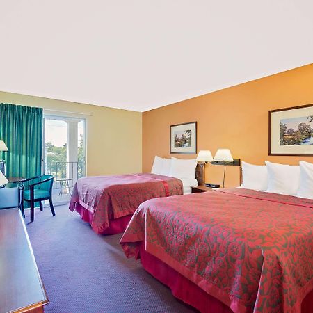 Days Inn By Wyndham Waynesboro Εξωτερικό φωτογραφία