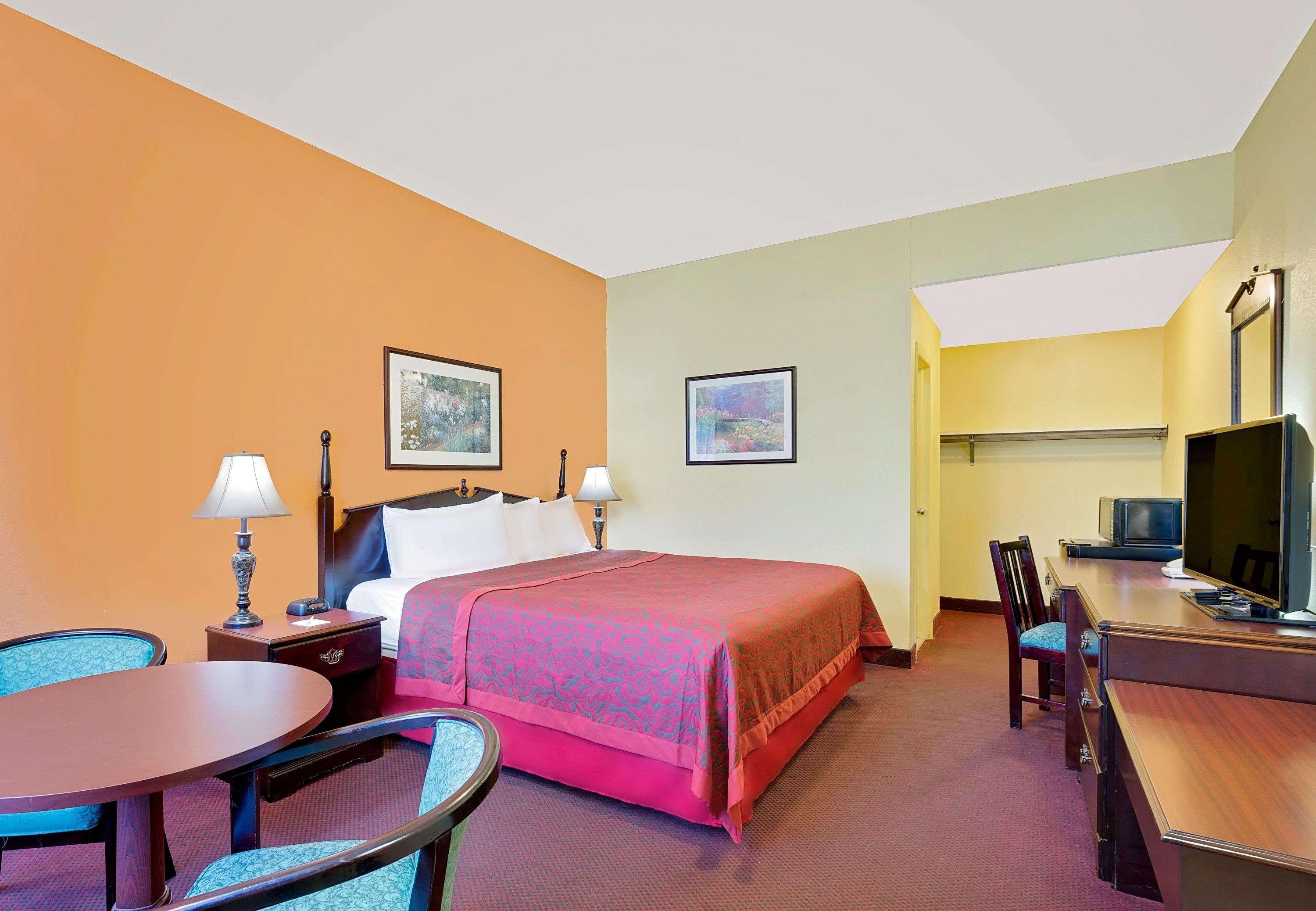 Days Inn By Wyndham Waynesboro Εξωτερικό φωτογραφία